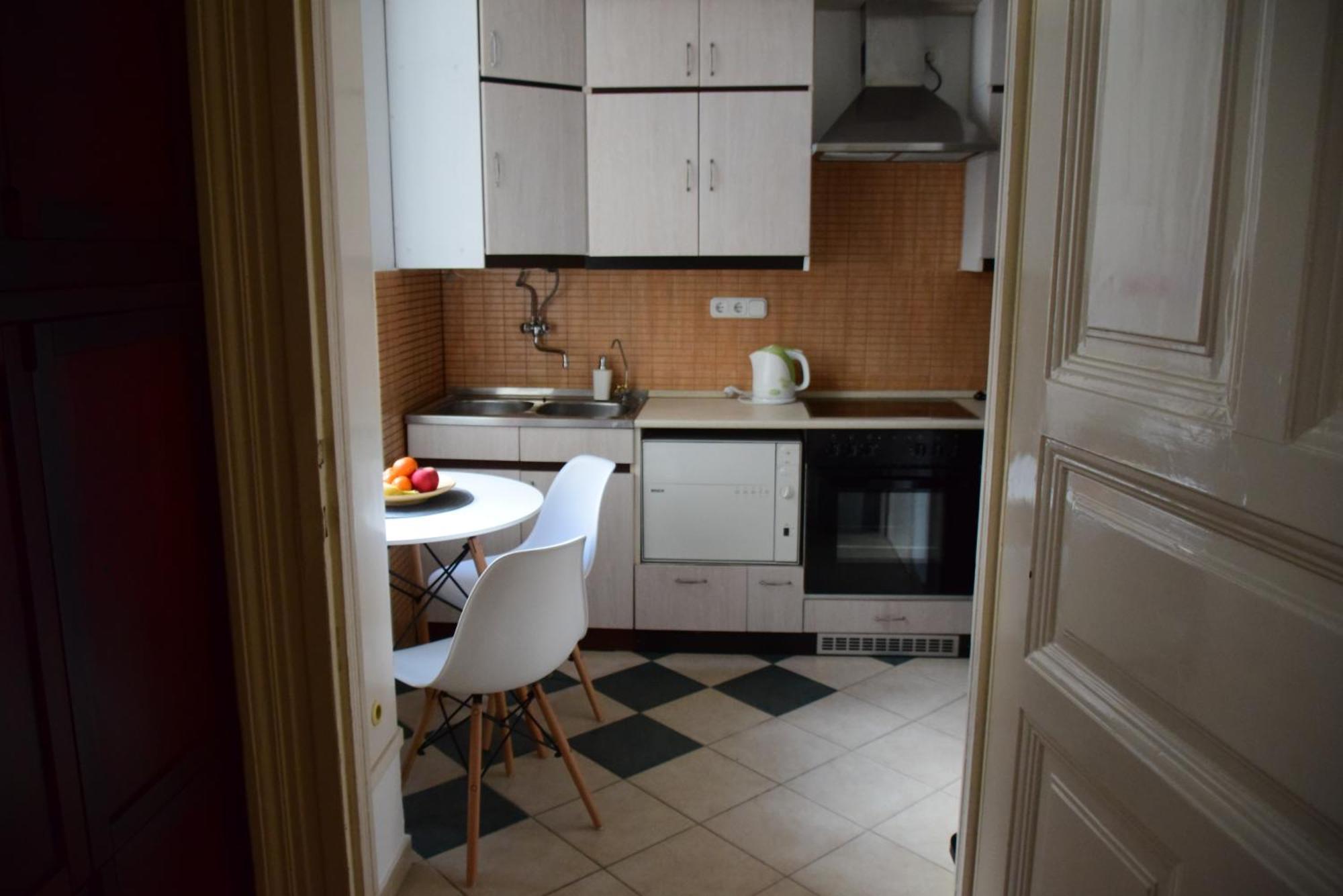 Hi!5 Spacious Apartment Budapest Palotanegyed Zewnętrze zdjęcie