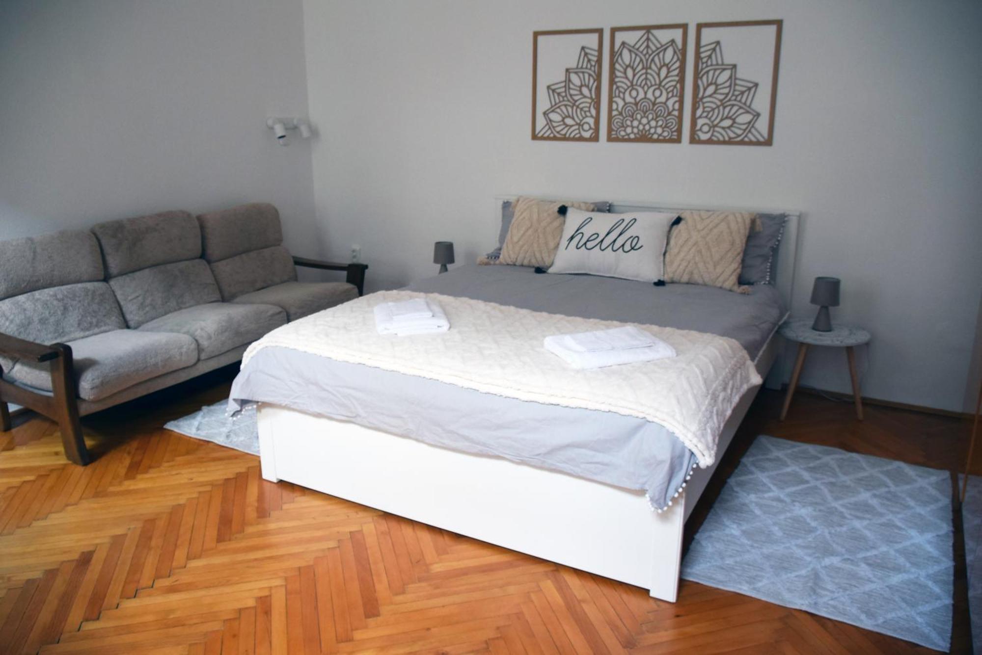 Hi!5 Spacious Apartment Budapest Palotanegyed Zewnętrze zdjęcie